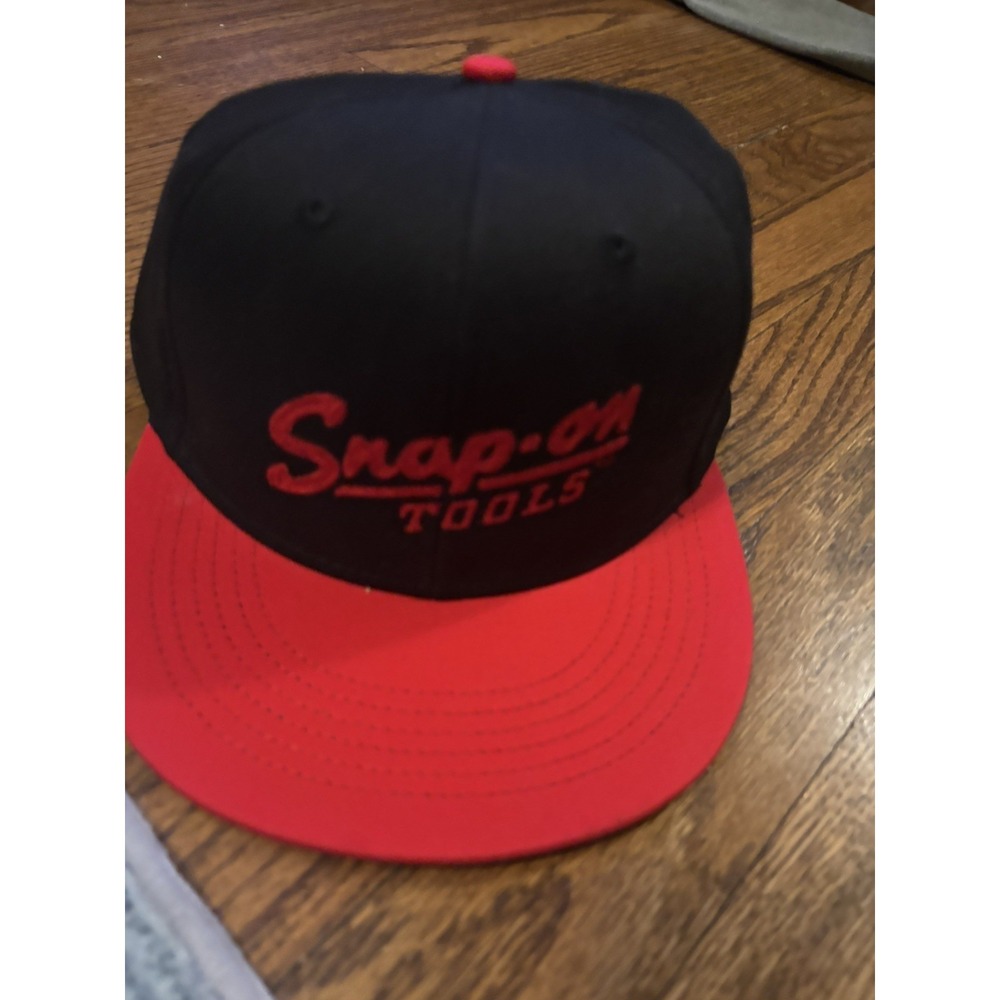 NEW‎ Snap On Tools Hat Baseball Cap Black Red Embroidered Vintage Style Logo